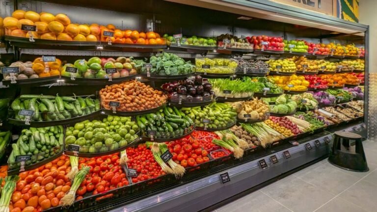 Unveiling the Dirty Dozen and Clean Fifteen Produce Lists